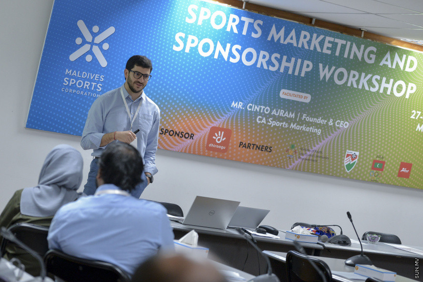 ޖެނުއަރީ 28، 2020: މޯލްޑިވްސް ސްޕޯޓްސް ކޯޕަރޭޝަނުން އިސްނަގައިގެން ސްޓެލްކޯ ހޯލްގައި ކުރިއަށް ދާ މާކެޓިންގް އާއި ސްޕޮންސާޝިޕްގެ ހާއްސަ ވޯކްޝޮޕްގެ ތެރެއިން -- ސަން ފޮޓޯ