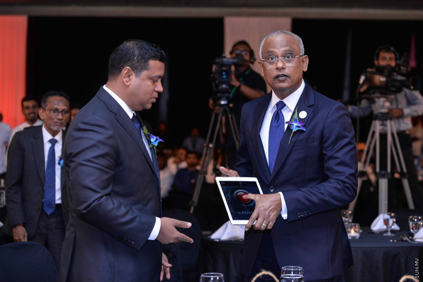 މާޗް 4، 2020: ސްޓެލްކޯއިން ކަރަންޓުގެ ހިދުމަތަށް ދޭން ފެށިތާ 70 އަހަރު ފުރުން ފާހަގަ ކުރުމަށް ދަރުބާރުގޭގައި ބޭއްވި ޖަލްސާގެ ތެރެއިން -- ސަން ފޮޓޯ/ ފަޔާޒު މޫސާ
