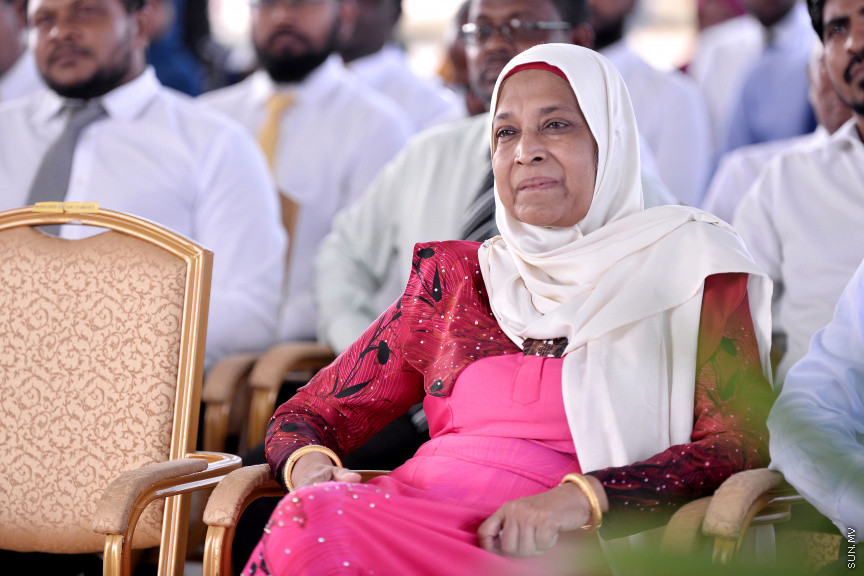 މާޗް 10، 2020: ހުޅުމާލޭ ފޭސް 2ގައި އިމާރާތްކުރާ 1،700 ހައުސިން ޔުނިޓުގެ ބިންގާ އެޅުމަށް ބޭއްވި ރަސްމިއްޔާތުގެ ތެރެއިން -- ސަން ފޮޓޯ/ ފަޔާޒު މޫސާ