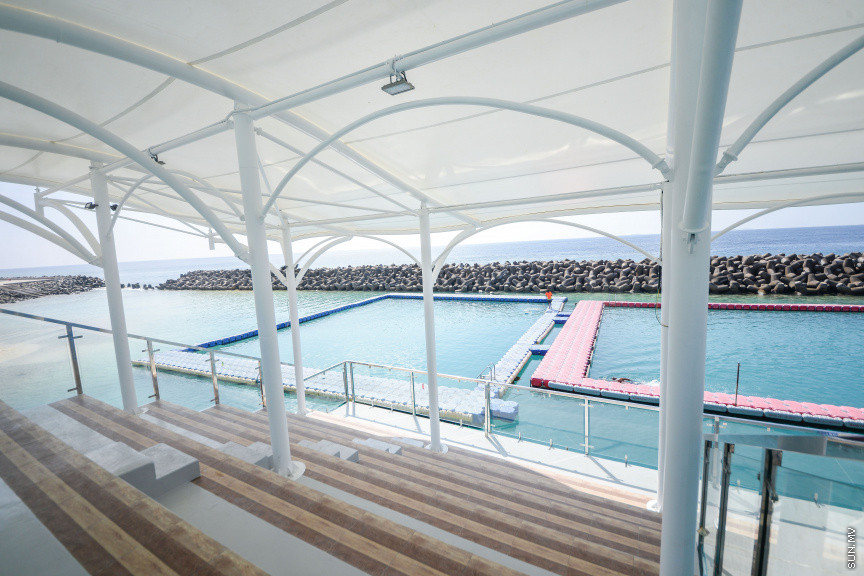 ޖެނުއަރީ 21، 2021: ސްވިމިން ޓްރެކުގެ އާ ޕްލެޓްފޯމްގައި ހިމެނޭ ސިޑިބަރި އާއި ފާހަނަ ބަރި އާންމުންނަށް ހުޅުވުވާލުން -- ސަން ފޮޓޯ/ ފަޔާޒު މޫސާ