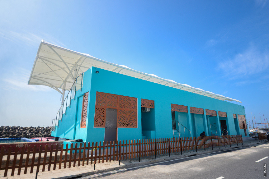 ޖެނުއަރީ 21، 2021: ސްވިމިން ޓްރެކުގެ އާ ޕްލެޓްފޯމްގައި ހިމެނޭ ސިޑިބަރި އާއި ފާހަނަ ބަރި އާންމުންނަށް ހުޅުވުވާލުން -- ސަން ފޮޓޯ/ ފަޔާޒު މޫސާ