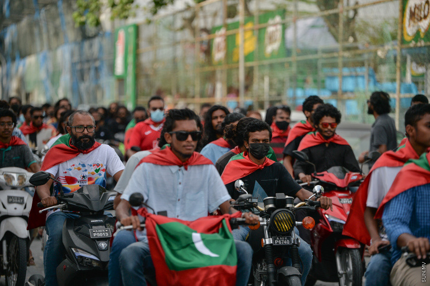 09/30/2021 - "ޒުވާނުން ގައުމީ ޓީމާއެކު" ގެ ނަމުގައި މިއަދު ހަވީރު މާލޭގައި ބޭއްވި ސައިކަލް ބުރުގެ ތެރެއިން --- ސަން ފޮޓޯ// އަހުމަދު އައިމަން އަލީ