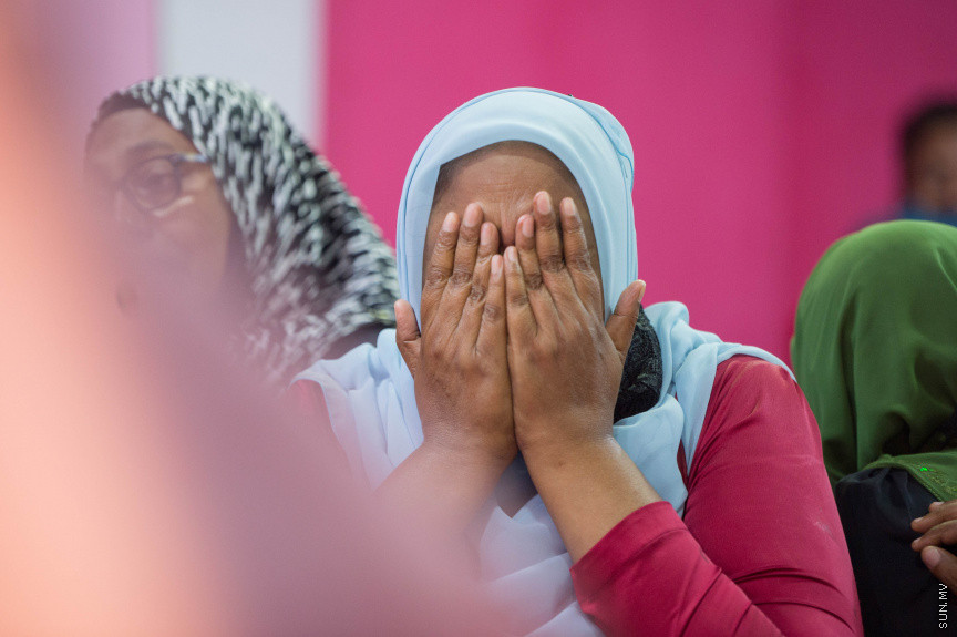ރައީސް ޔާމިންގެ ޝަރީޔަތް ނިމުމުގެ އުފާ ފާޅުކުރުން --- ސަން ފޮޓޯ: އަޙްމަދު އައިމަން އަލީ