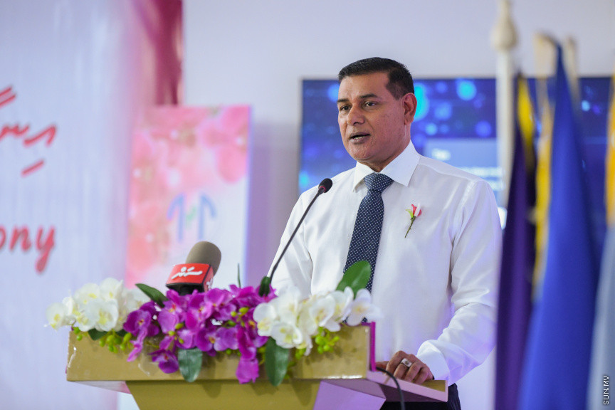 ދ އަތޮޅު މަދަރުސާގެ އަހަރީ އިނާމު ދިނުމުގެ ޖަލްސާގެ ތެރެއިން -- ސަން ފޮޓޯ/ މުޙައްމަދު ހައްޔާން