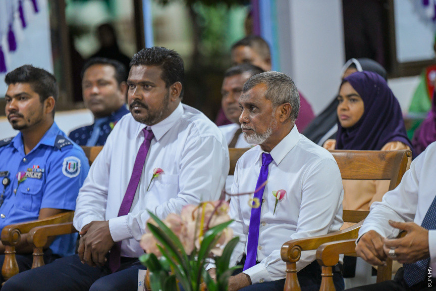 ދ އަތޮޅު މަދަރުސާގެ އަހަރީ އިނާމު ދިނުމުގެ ޖަލްސާގެ ތެރެއިން -- ސަން ފޮޓޯ/ މުޙައްމަދު ހައްޔާން