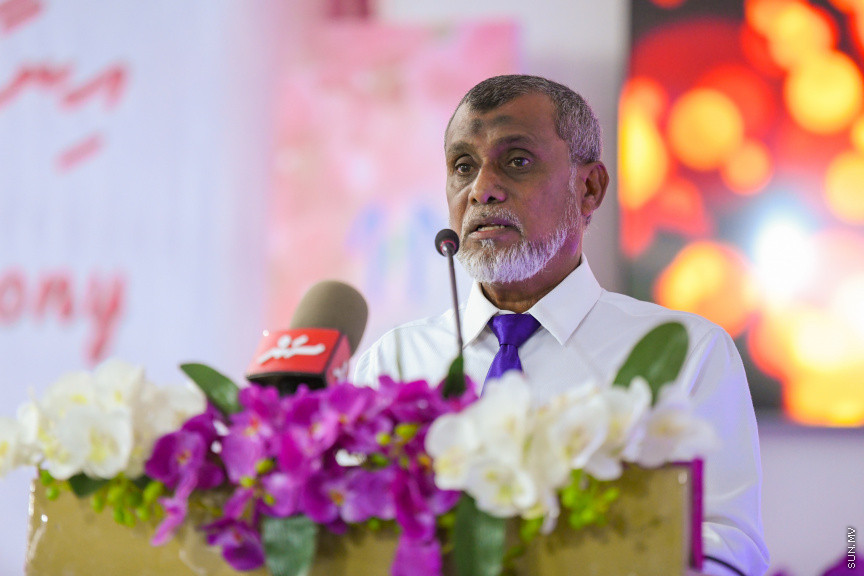 ދ އަތޮޅު މަދަރުސާގެ އަހަރީ އިނާމު ދިނުމުގެ ޖަލްސާގެ ތެރެއިން -- ސަން ފޮޓޯ/ މުޙައްމަދު ހައްޔާން