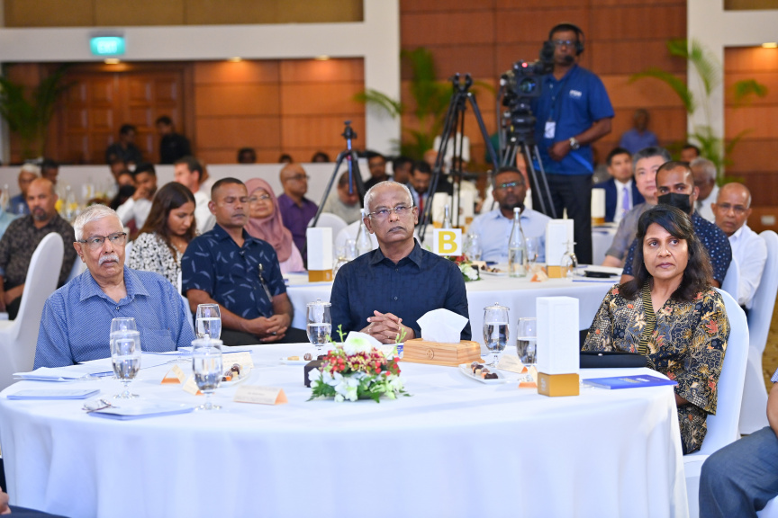 "50 އިޔާޒް އޮފް ޓޫރިޒަމްސް އެވޯޑްސް ބައި މަޓީ" ހަފްލާގެ ތެރެއިން -- ފޮޓޯ/ ރައީސް އޮފީސް