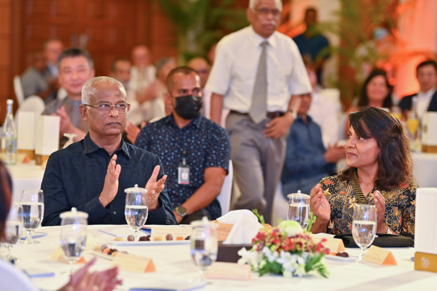 "50 އިޔާޒް އޮފް ޓޫރިޒަމްސް އެވޯޑްސް ބައި މަޓީ" ހަފްލާގެ ތެރެއިން -- ފޮޓޯ/ ރައީސް އޮފީސް