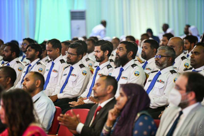 މޯލްޑިވްސް ކަސްޓަމް ސާރވިސްގެ 132 ވަނަ އަހަރީ ހަފްލާގެ ތެރެއިން -- ސަން ފޮޓޯ/ މުހައްމަދު ހައްޔާން