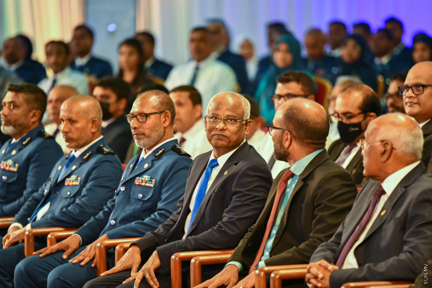 މޯލްޑިވްސް ކަސްޓަމް ސާރވިސްގެ 132 ވަނަ އަހަރީ ހަފްލާގެ ތެރެއިން -- ސަން ފޮޓޯ/ މުހައްމަދު ހައްޔާން