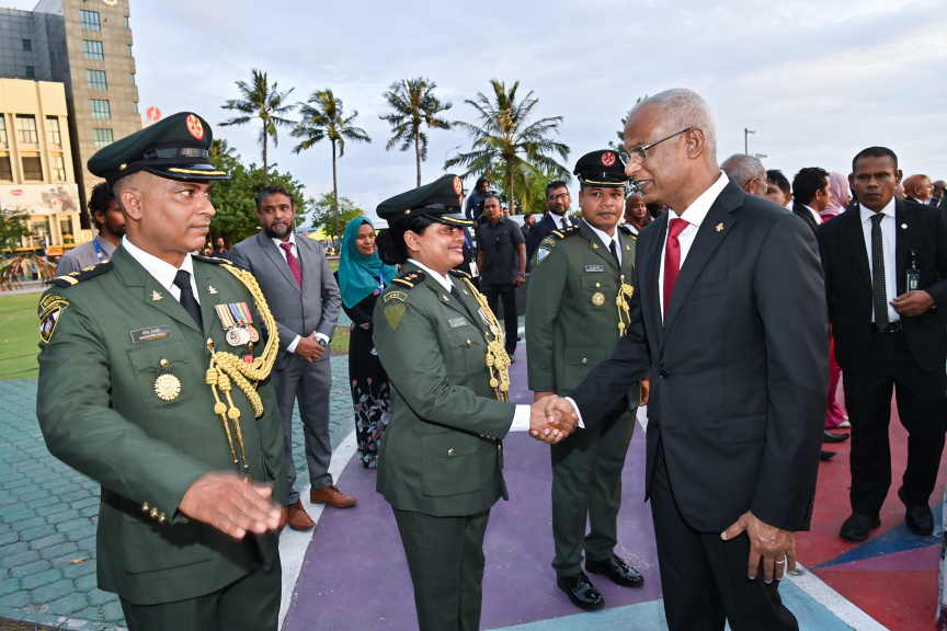 57 ވަނަ މިނިވަން ދުވަހުގެ ދިދަ ނެގުމުގެ ރަސްމިއްޔާތުގެ ތެރެއިން -- ފޮޓޯ/ ރައީސް އޮފީސް