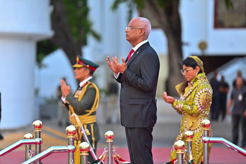 57 ވަނަ މިނިވަން ދުވަހުގެ ދިދަ ނެގުމުގެ ރަސްމިއްޔާތުގެ ތެރެއިން -- ފޮޓޯ/ ރައީސް އޮފީސް