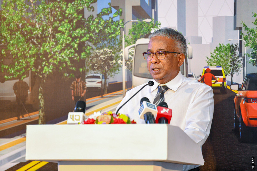 އަމީނީމަގު ޒަމާނީ ފެންވަރަށް ތަރައްގީ ކުރުމުގެ މަސައްކަތް ފެށުމުގެ ރަސްމިއްޔާތުގެ ތެރެއިން -- ސަން ފޮޓޯ