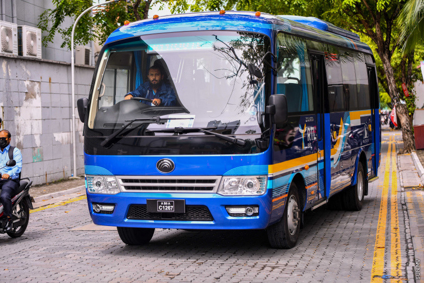 މާލޭގައި މިނީ ބަހުގެ ދަތުރުތައް ފެށުން -- ސަންފޮޓޯ/ ނާއިލް ހުސައިން