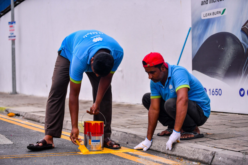 މާލޭގައި މިނީ ބަހުގެ ދަތުރުތައް ފެށުން -- ސަންފޮޓޯ/ ނާއިލް ހުސައިން