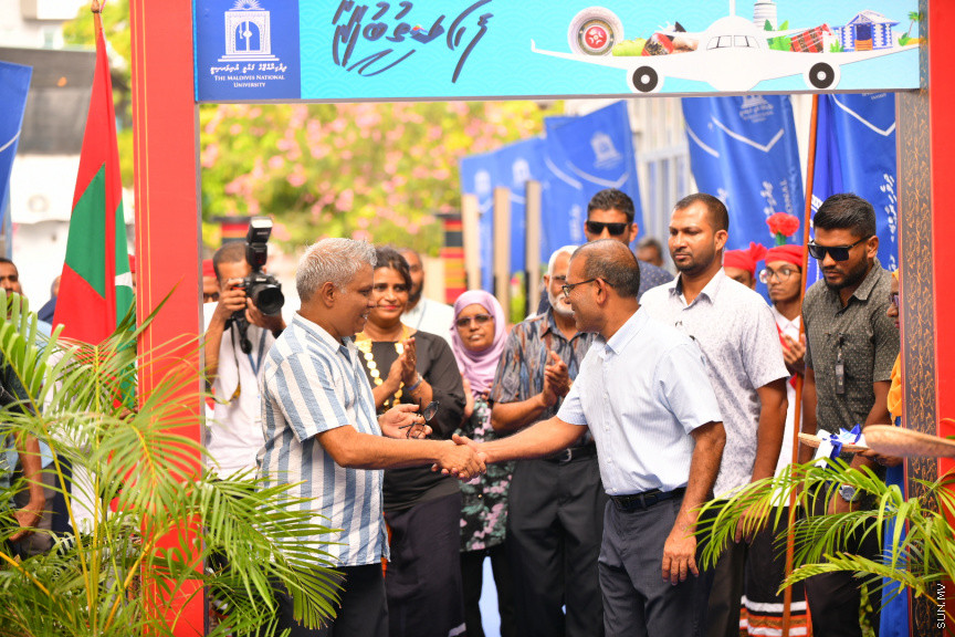 އެމްއެންޔޫ "ފަހި ކުތުބުޚާނާ" ހަރަކާތުގެ ތެރެއިން --- ސަން ފޮޓޯ/ ނާއިލް ހުސައިން