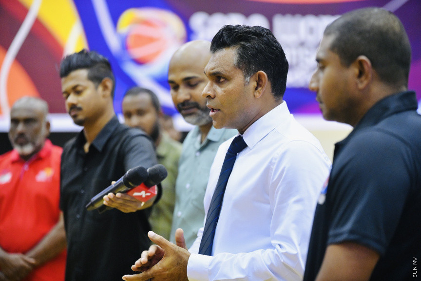 ސާބާ ވިމެންސް ޗެމްޕިއަންޝިޕް 2022 އަށް ތައްޔާރުވަމުންދާ ދިވެހި ގައުމީ ޓީމާ ބައްދަލުކުރައްވައި ނައިބު ރައީސް ބައްދަލުކުރައްވަނީ --- ސަން ފޮޓޯ/ މުހައްމަދު ނާއިލް ހުސައިން