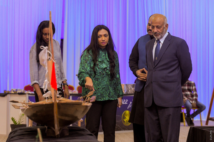 ނުކުޅެދުންތެރިކަން ހުންނަ މީހުންނާއި ކުދިންގެ ކިބައިގައިވާ ހުނަރު ކުރިއެރުވުމަށް ޖެންޑަރ މިނިސްޓްރީން އިންތިޒާމް ކޮށްގެން ކުރިއަށް ގެންދާ "ރިވެލި މައުރަޒް" ގެ ތެރެއިން -- ސަން ފޮޓޯ/ މުހައްމަދު ހައްޔާން