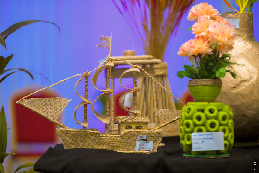 ނުކުޅެދުންތެރިކަން ހުންނަ މީހުންނާއި ކުދިންގެ ކިބައިގައިވާ ހުނަރު ކުރިއެރުވުމަށް ޖެންޑަރ މިނިސްޓްރީން އިންތިޒާމް ކޮށްގެން ކުރިއަށް ގެންދާ "ރިވެލި މައުރަޒް" ގެ ތެރެއިން -- ސަން ފޮޓޯ/ މުހައްމަދު ހައްޔާން