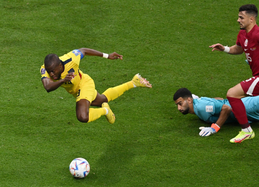 ގަތަރު ފީފާ ވޯލްޑުކަޕް 2022 - އިކުއަޑޯ އަދި ގަތަރު ބައްދަލުކުރި މެޗުގެ ތެރެއިން -- ފޮޓޯ/ ގެޓީ އިމޭޖަސް