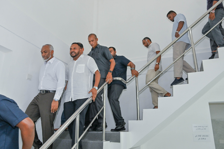 ރައީސް އާސަހަރާ ހުޅުއްވައިދެއްވުން: އާސަހަރާގެ މަރާމާތުތަކުގެ ތެރެއިން، މިސްކިތަށް ގިނަ ބަދަލުތަކެއް ގެނެސްފައިވޭ -- ފޮޓޯ/ ރައީސް އޮފީސް 