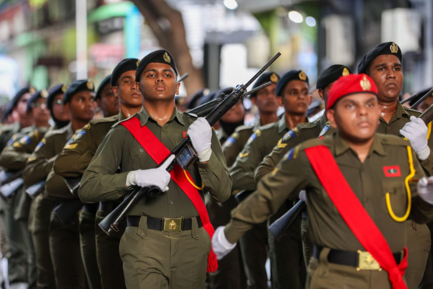26 ޖުލައި 2025: ރާއްޖޭގެ މިނިވަން ކަމަށް 60 އަހަރު ފުރުން ފާހަގަ ކުރުމަށް މިއަދު ބޭއްވި ހެވިކަމުގެ ކުޅިވަރުގެ ތެރެއިން-- ސަން ފޮޓޯ: މުޙައްމަދު މާނިއު