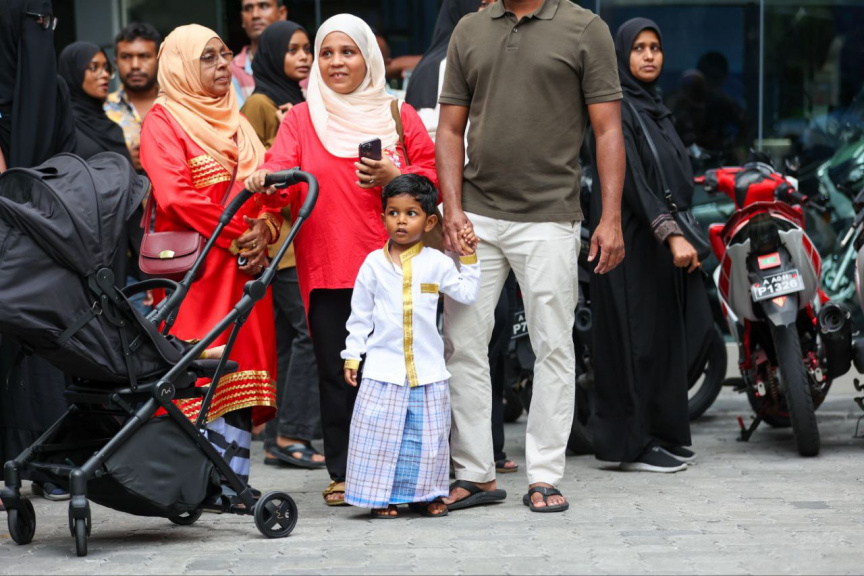 26 ޖުލައި 2025: ރާއްޖޭގެ މިނިވަން ކަމަށް 60 އަހަރު ފުރުން ފާހަގަ ކުރުމަށް މިއަދު ބޭއްވި ހެވިކަމުގެ ކުޅިވަރުގެ ތެރެއިން-- ސަން ފޮޓޯ: މުޙައްމަދު މާނިއު