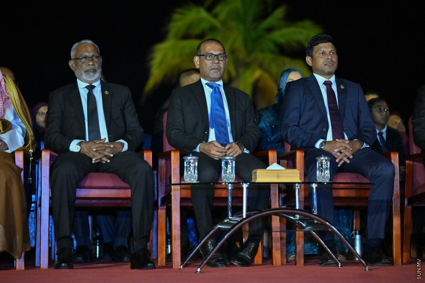 ވެލާނާ އިންޓަނޭޝަނަލް އެއާޕޯޓުގެ އާ ޓާމިނަލް ހުޅުވުމުގެ ރަސްމިއްޔާތުގެ ތެރެއިން -- ފޮޓޯ: ރައީސް އޮފީސް 
