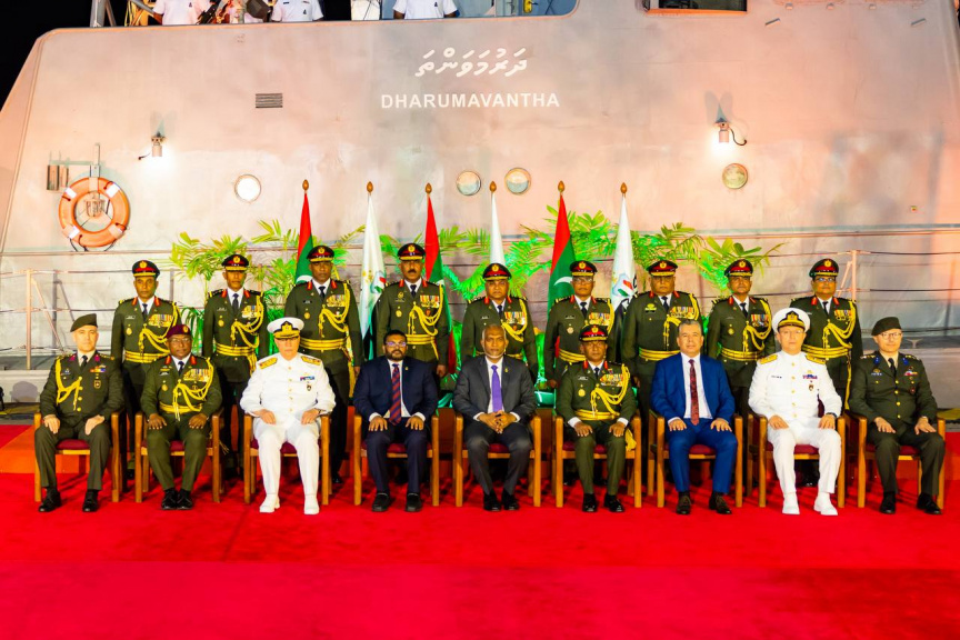 ތުރުކީން ރާއްޖެއަށް ހަދިޔާކުރި މަނަވަރު ރަސްމީކޮށް އެމްއެންޑީއެފާ ހަވާލުކުރުމަށް ބޭއްވި ރަސްމިއްޔާތުގެ ތެރެއިން -- ސަން ފޮޓޯ: މޫސާ ނަދީމް