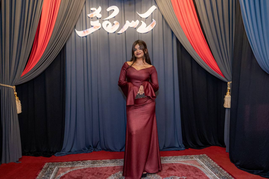 ކަނބުލޮގް ޕްރިމިއާގައި އެކްޓަރު މަރިޔަމް ޝިފާ -- ސަން ފޮޓޯ/ މޫސާ ނަދީމް