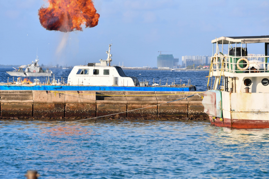 ނަސްރުގެ ދުވަހުގެ ހަރަކާތްތަކުގެ ތެރެއިން: ހަމަލާއެއް ދޭ ހާލަތުގައި ސިފައިން އަމަލުކުރާނެ ގޮތް ދައްކުވައިދީފައިވޭ -- ފޮޓޯ/ މަޖިލިސް