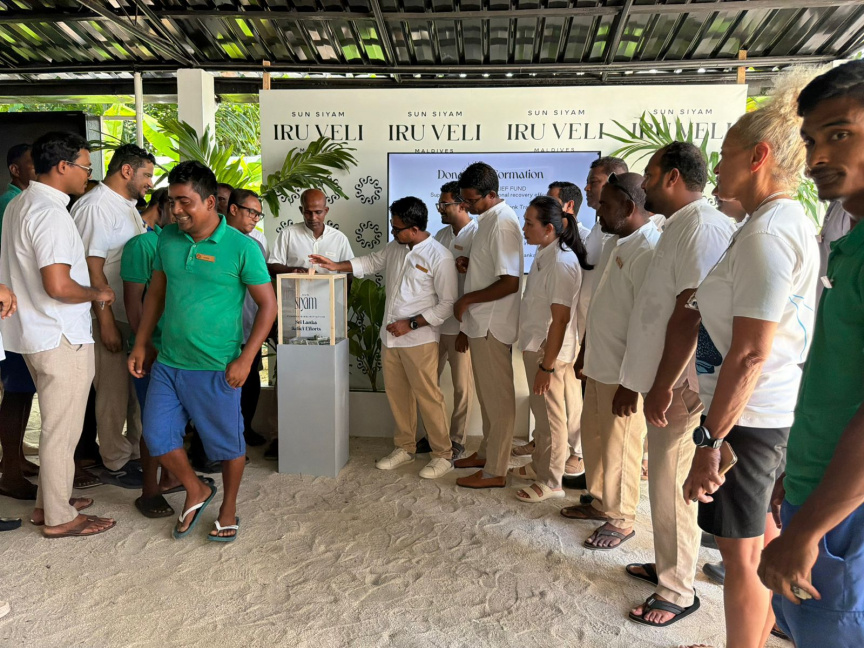 ހާލުގައި ޖެހިފައިވާ ލަންކާއަށް އެހީވާން ސަން ސިޔާމް ގްރޫޕުގެ ކުންފުނިތަކުގެ ފަންޑްރެއިޒިން ފޯރިއާއެކު ކުރިއަށް ގެންދަނީ: ސަން ސިޔާމް ގުރޫޕުގެ ހުރިހާ ރިސޯޓަކާއި އޮފީސްތަކެއްގައި މި ހަރަކާތް ފޯރިއާއެކު އެބަ ކުރިއަށް ގެންދޭ-- ފޮޓޯ: ސަން