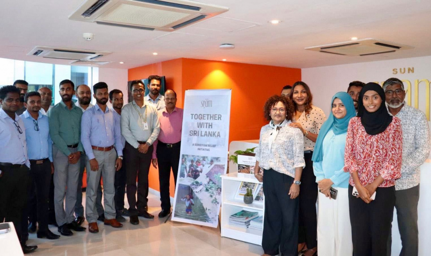 ހާލުގައި ޖެހިފައިވާ ލަންކާއަށް އެހީވާން ސަން ސިޔާމް ގްރޫޕުގެ ކުންފުނިތަކުގެ ފަންޑްރެއިޒިން ފޯރިއާއެކު ކުރިއަށް ގެންދަނީ: ސަން ސިޔާމް ގުރޫޕުގެ ހުރިހާ ރިސޯޓަކާއި އޮފީސްތަކެއްގައި މި ހަރަކާތް ފޯރިއާއެކު އެބަ ކުރިއަށް ގެންދޭ-- ފޮޓޯ: ސަން