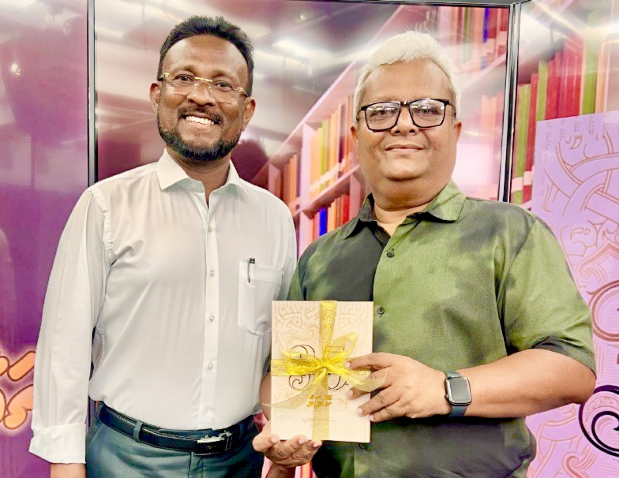 Beynuntheri gina liyunthakeh himeney, Dr. Ashraf ge ''35 Column'' tha'aarafkoffi