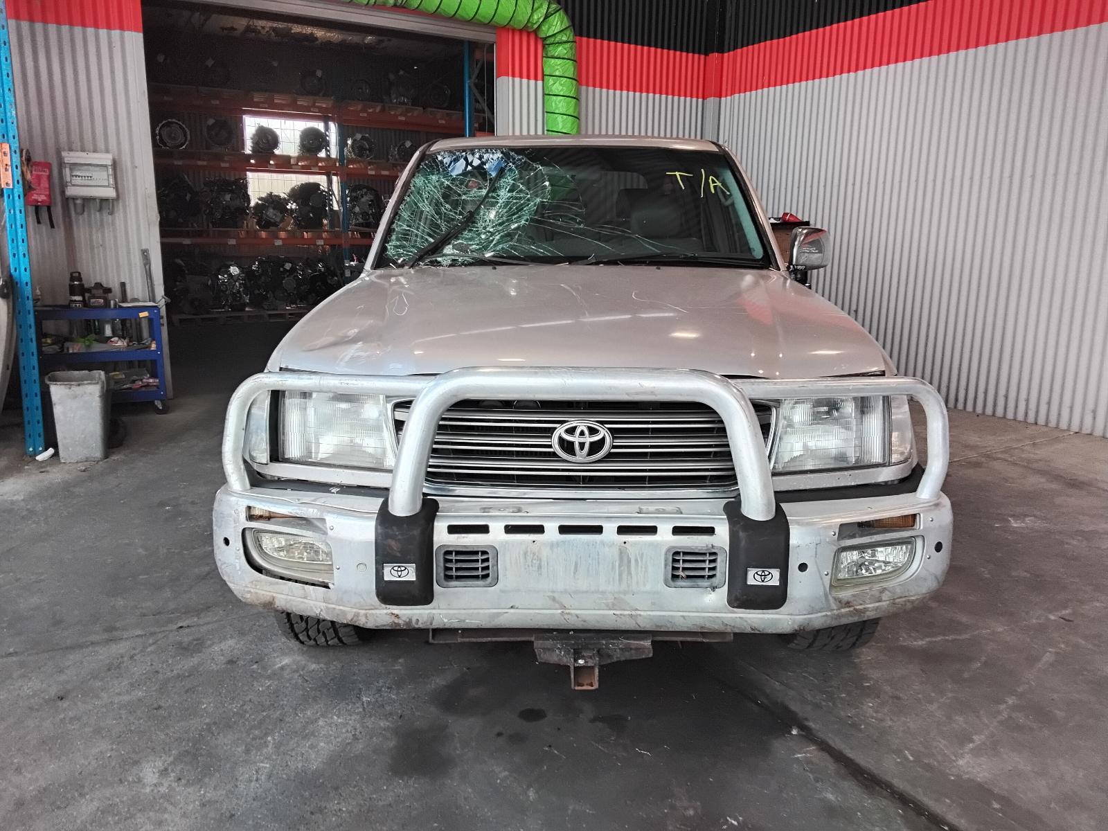 2004 Toyota Landcruiser Instrument Cluster View Auto part Instrument Cluster Toyota Landcruiser 2004