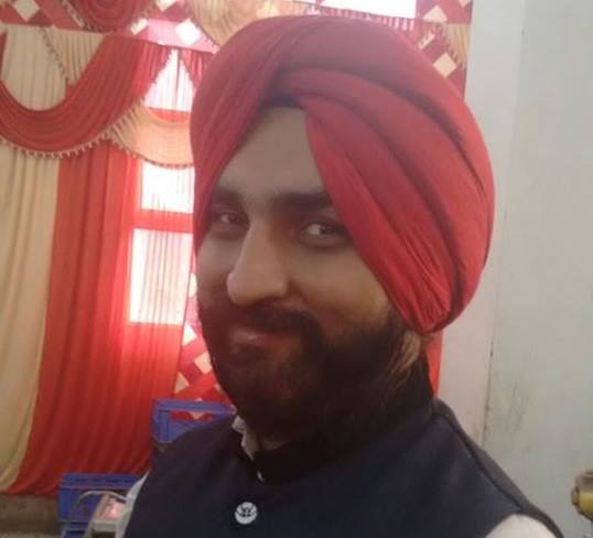 CA Maninder Singh's photo - Expert in Practical Accounts and Taxation