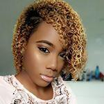 Iliandra Balentina - N/A Instagram influencer profile picture
