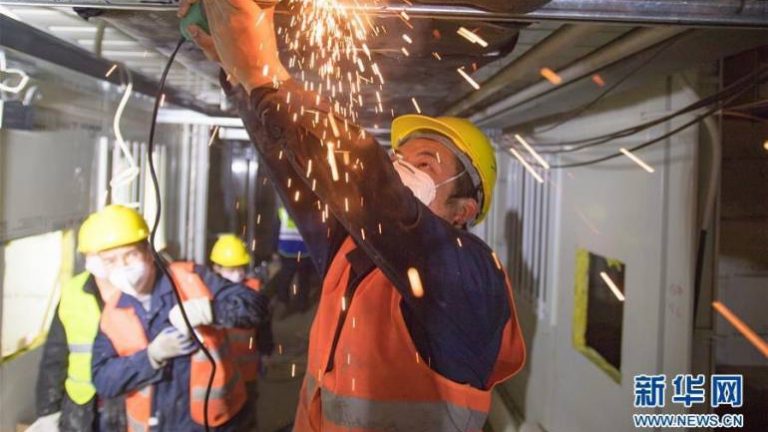 ก่อสร้างโรงพยาบาลเสียนหนิง