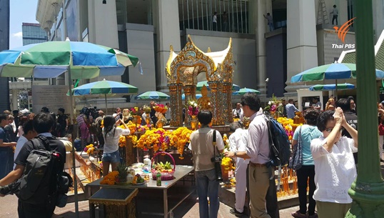 เปิดสักการะท้าวมหาพรหมวันแรก ประชาชนบางตา