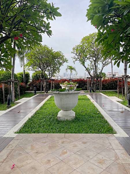 Le Luk Condominium Bangkok Garden