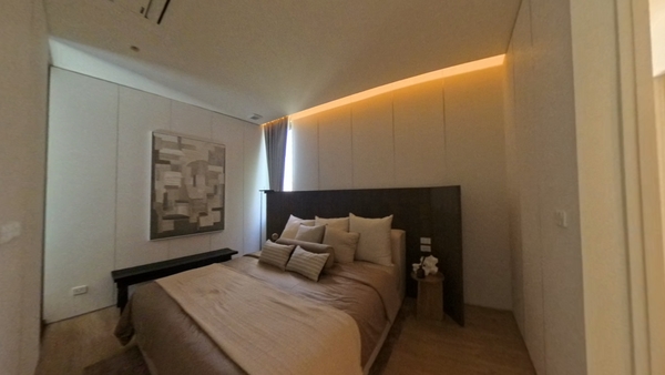Canvas Rama9 House Rooftop Garden