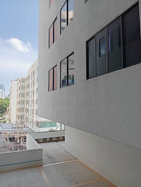 Baan Prompong Sukhumvit39 Exterior