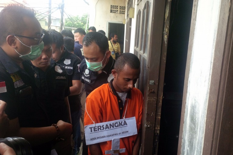 Polisi Gelar 34 Adegan Rekonstruksi Pembunuhan di Basmol