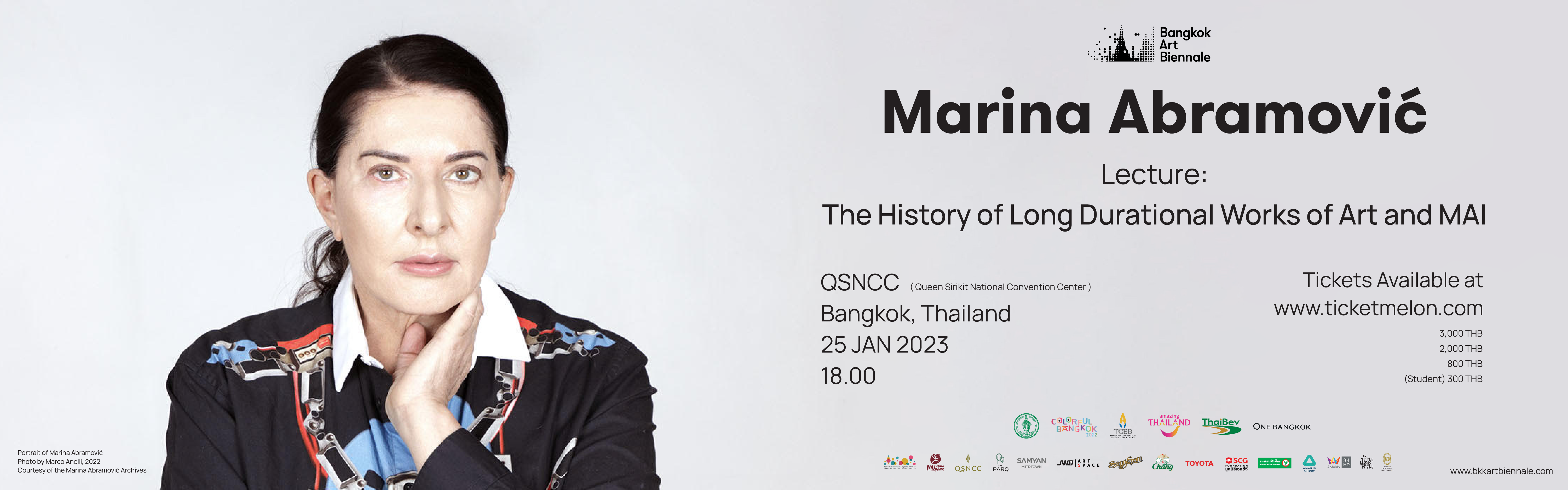 Porno filmlarda birinchi marta porno filmlarni tomosha qilish Gozal yalangoch qiz becerdin oladi