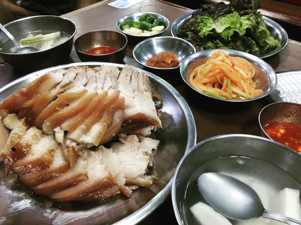 復活節, 自由行, 復活節旅行團, 復活節教你票, 復活節假期, 復活節好去處, 韓國, 平安道豬腳店