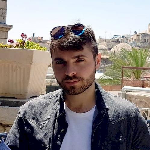 Eitan - Dubai: (ONLINE LESSON) An Israeli teacher, born  