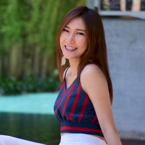 TUTOROO-connects-you-with-Mai,-Thai-tutor-in-Singapore-5ec7c50339312