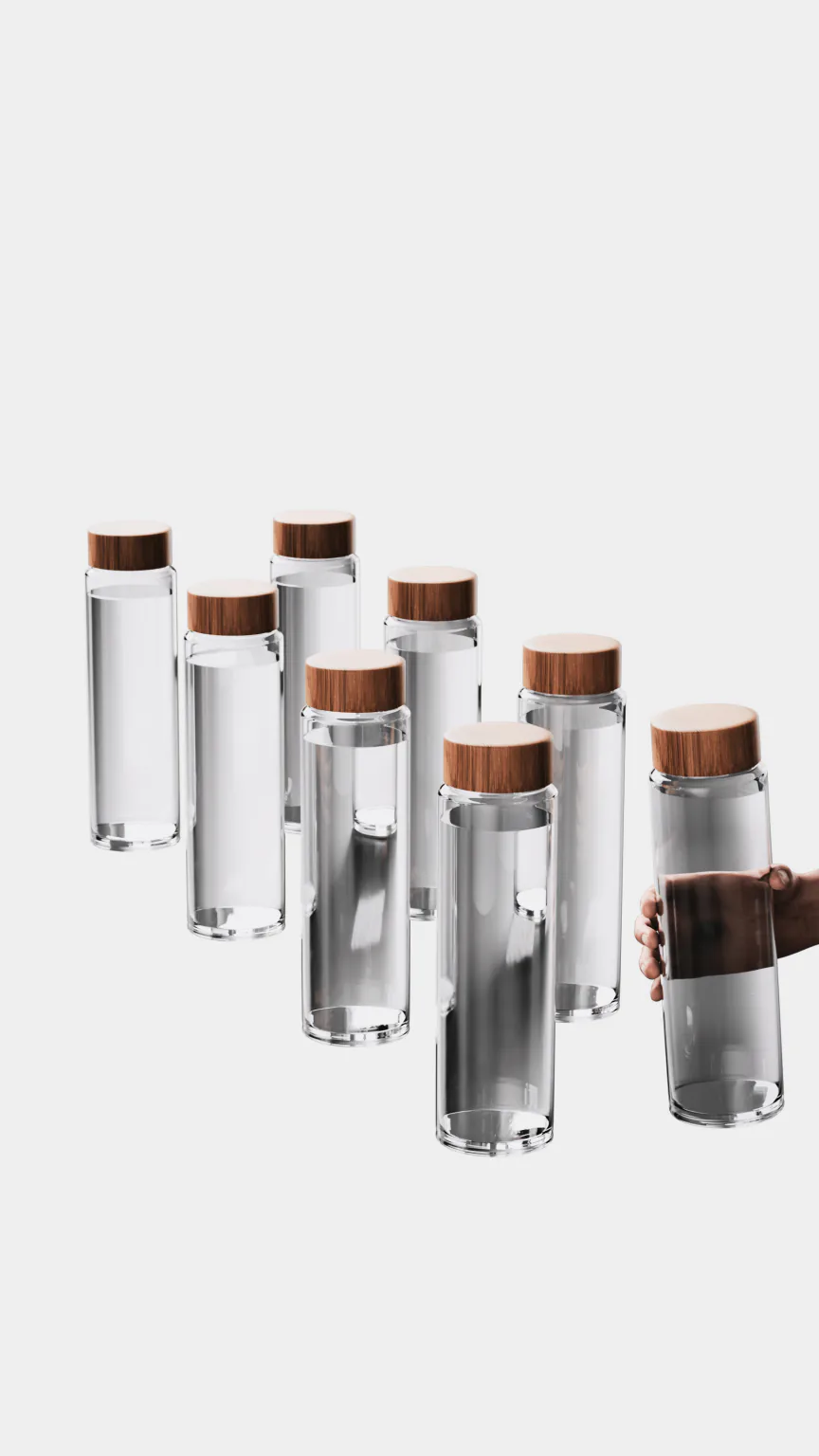 Glass jars showing the Native M1 Pro 8 L tank capacity.