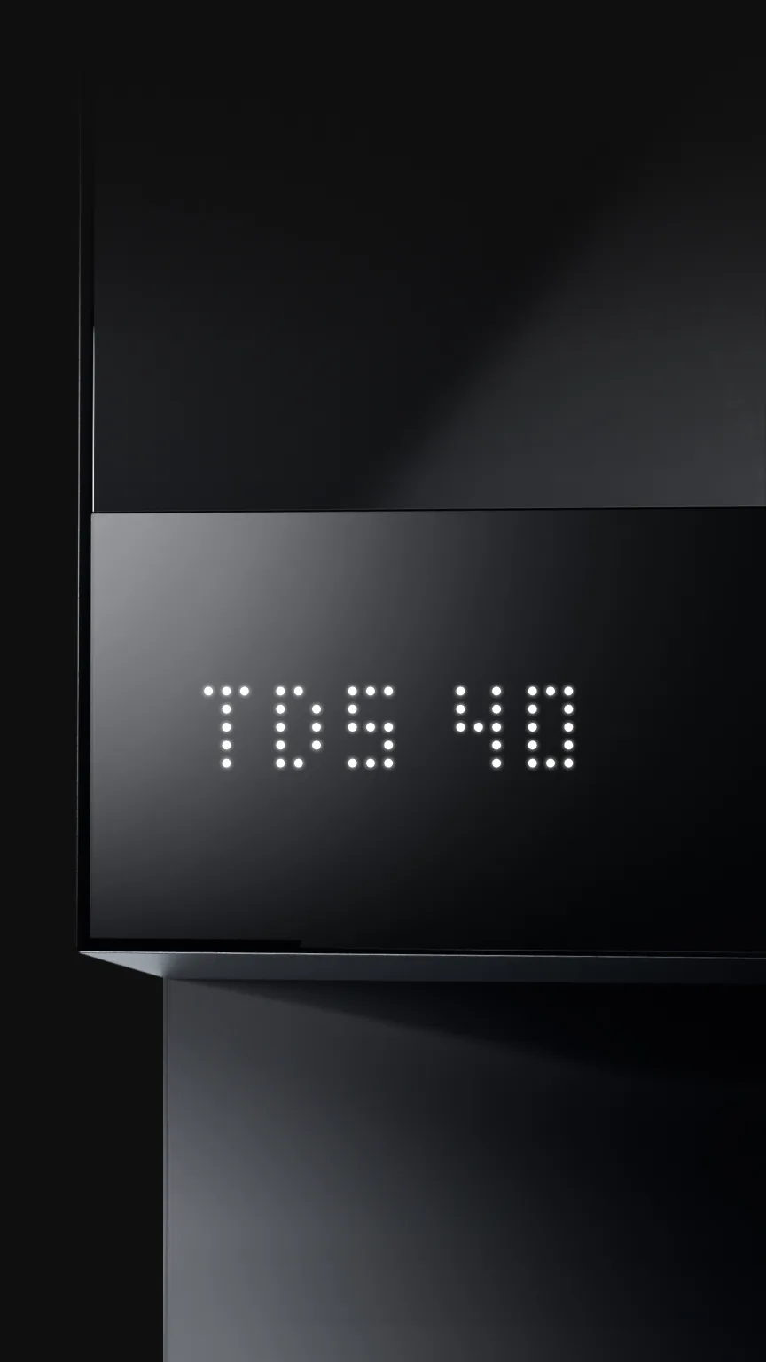Close-up of the Native M3 Pro's dot-matrix display showing TDS 40.