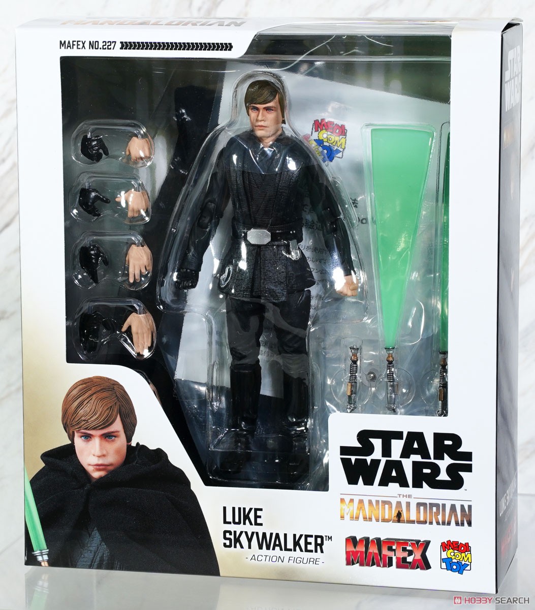 Medicom MAFEX Luke Skywalker (TM)(The Mandalorian Ver.)